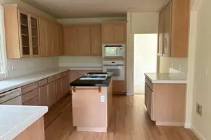 1924 NW Norfolk Ct, Portland, OR 97229 - Photo 10
