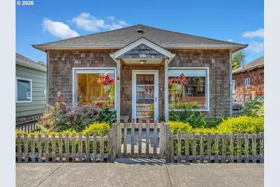 441 12th Ave, Seaside, OR 97138 - Photo 2