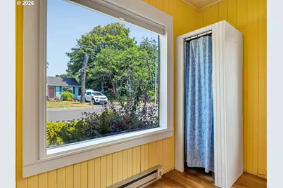 441 12th Ave, Seaside, OR 97138 - Photo 10