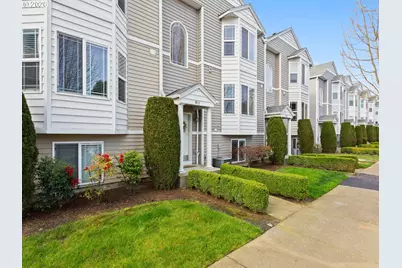 5700 NE 82nd Ave, Vancouver, WA 98662 - Photo 2