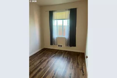 1640 19th St, Florence, OR 97439 - Photo 16