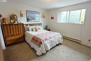 1460 Scott Ln, North Bend, OR 97459 - Photo 20