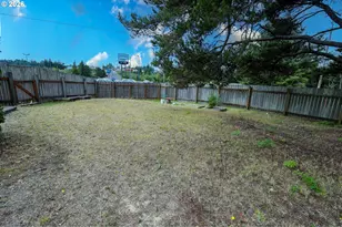 1460 Scott Ln, North Bend, OR 97459 - Photo 40