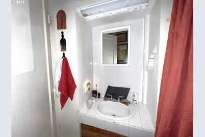 860 8th Ter, Coos Bay, OR 97420 - Photo 16