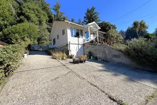 860 8th Terrace, Coos Bay, OR 97420 - Photo 22