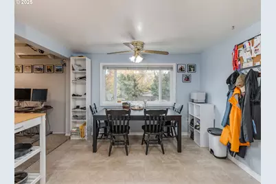 9545 N Iris Way, Portland, OR 97203 - Photo 18