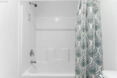 18780 Central Point Rd #F, Oregon City, OR 97045 - Photo 38