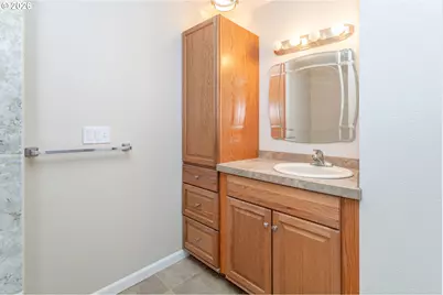6151 SW Erickson Ave, Beaverton, OR 97008 - Photo 24