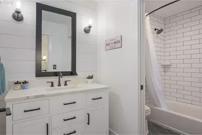 1923 Sterling Park Pl, Eugene, OR 97408 - Photo 30