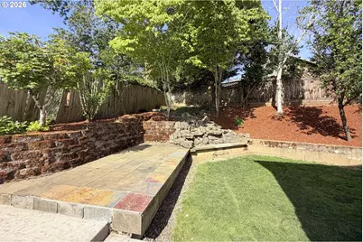 151 SE Condor Dr, Gresham, OR 97080 - Photo 32