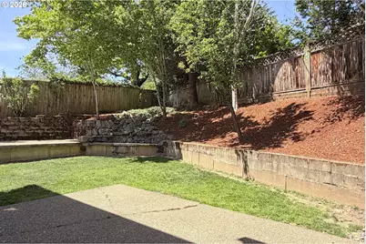151 SE Condor Dr, Gresham, OR 97080 - Photo 40