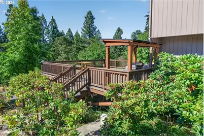 207 W 52nd Ave, Eugene, OR 97405 - Photo 40