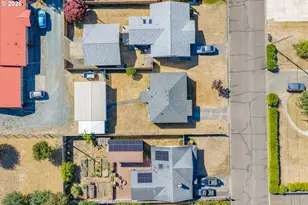1050 N Myrtle St, Coquille, OR 97423 - Photo 38