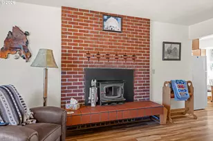 1050 N Myrtle St, Coquille, OR 97423 - Photo 8