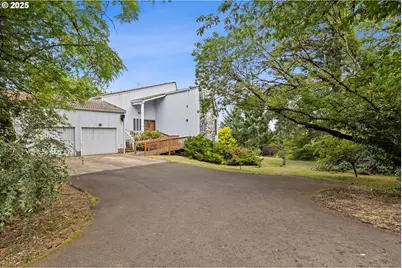 22905 NE Mountain Top Rd, Newberg, OR 97132 - Photo 38