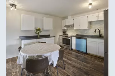 1733 Foxtail Cir, Woodland, WA 98674 - Photo 8