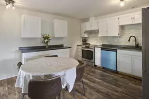 1733 Foxtail Cir, Woodland, WA 98674 - Photo 8
