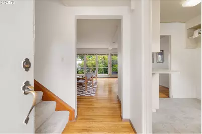 6815 NE Broadway, Portland, OR 97213 - Photo 2