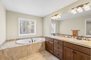 3815 SE Willamette Ave, Hillsboro, OR 97123 - Photo 16