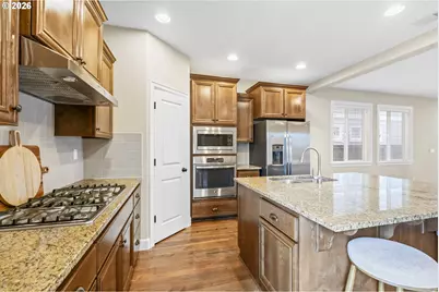 3815 SE Willamette Ave, Hillsboro, OR 97123 - Photo 4