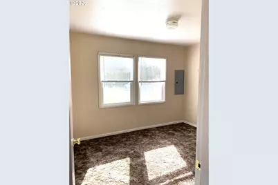 1423 S 7th Ave, Kelso, WA 98626 - Photo 14