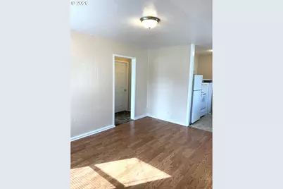 1423 S 7th Ave, Kelso, WA 98626 - Photo 4