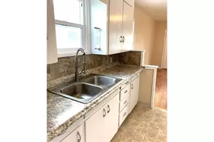 1423 S 7th Ave, Kelso, WA 98626 - Photo 8
