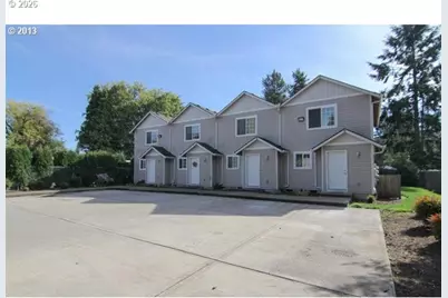 1552 E 3rd St, Newberg, OR 97132 - Photo 2