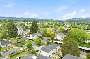 1552 E 3rd St, Newberg, OR 97132 - Photo 24