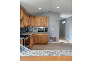 31 Manor Loop, Roseburg, OR 97471 - Photo 6