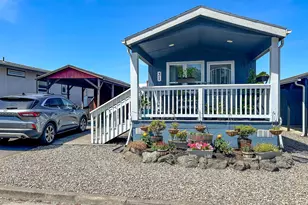 31 Manor Loop, Roseburg, OR 97471 - Photo 1