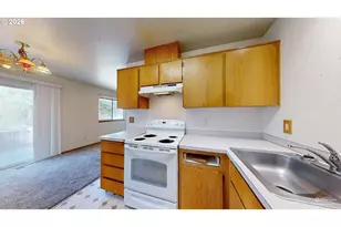 57 SW 206th Ave, Beaverton, OR 97006 - Photo 16