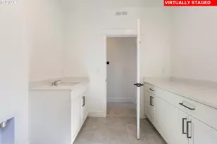 4957 N Adams Ct, Camas, WA 98607 - Photo 8