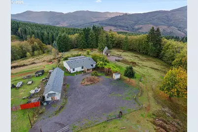 424 Maranatha Rd, Kelso, WA 98626 - Photo 2