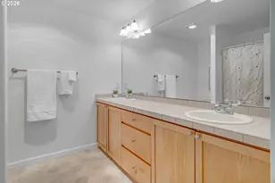 9207 SW Platinum Pl, Beaverton, OR 97007 - Photo 22