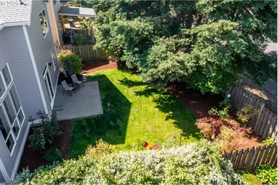 9207 SW Platinum Pl, Beaverton, OR 97007 - Photo 30