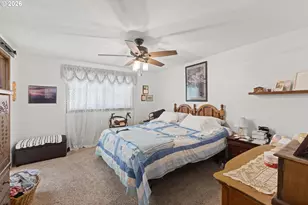 1375 NW Keasey St, Roseburg, OR 97471 - Photo 18