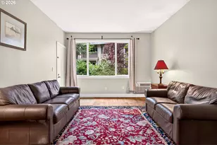 6610 SW Terri Ct, Portland, OR 97225 - Photo 22