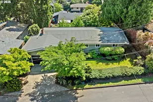 7310 SE Clay St, Portland, OR 97215 - Photo 42