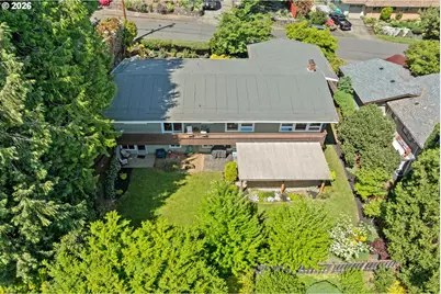 7310 SE Clay St, Portland, OR 97215 - Photo 44