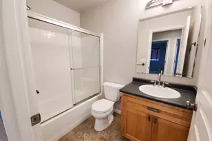 1310 Willow St, Junction City, OR 97448 - Photo 14