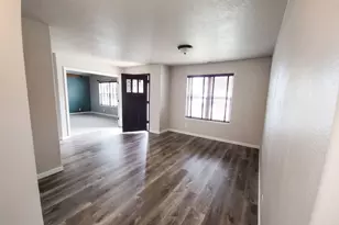 1310 Willow St, Junction City, OR 97448 - Photo 8