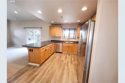 1310 Willow St, Junction City, OR 97448 - Photo 16