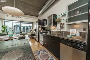 1410 NW Kearney St, Portland, OR 97209 - Photo 10