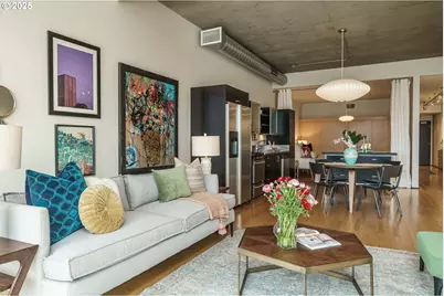 1410 NW Kearney St #1019, Portland, OR 97209 - Photo 8