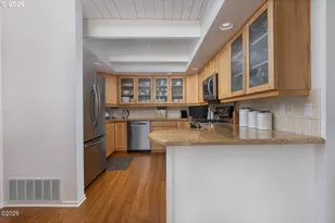 1004 SW 10th Pl, Lincoln City, OR 97367 - Photo 14