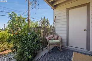 20910 Fawn Ct, West Linn, OR 97068 - Photo 18