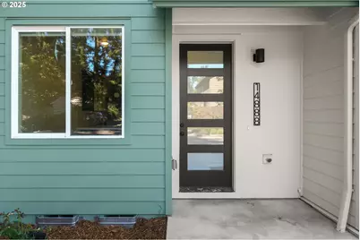 14888 NE Couch St #15, Portland, OR 97230 - Photo 1