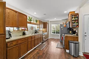 2846 SE 18th Cir, Gresham, OR 97080 - Photo 8