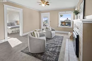 431 Chinook Ave, Astoria, OR 97103 - Photo 4